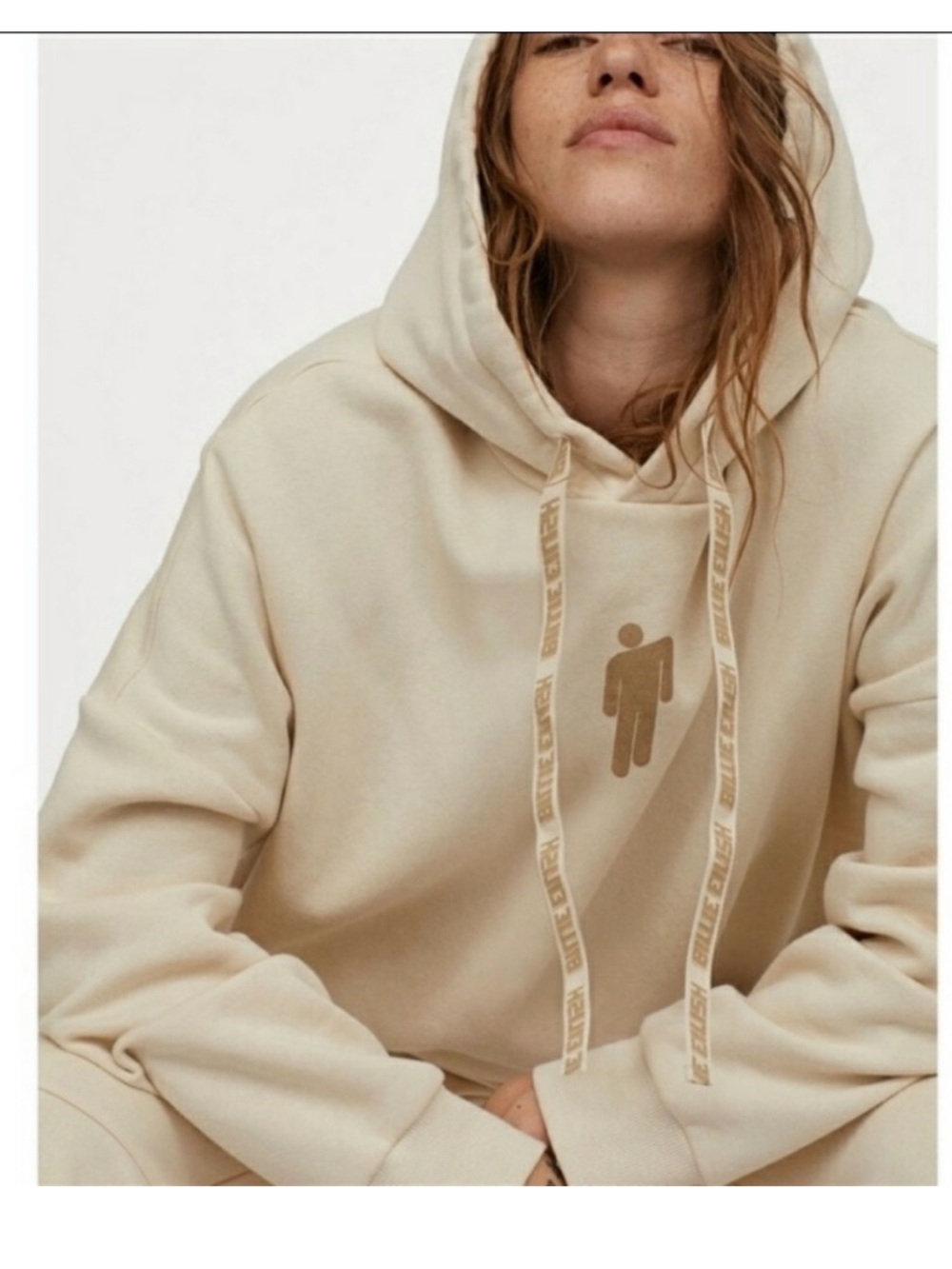 BILLIE EILISH Beige
Oversized Hoodie size Medium